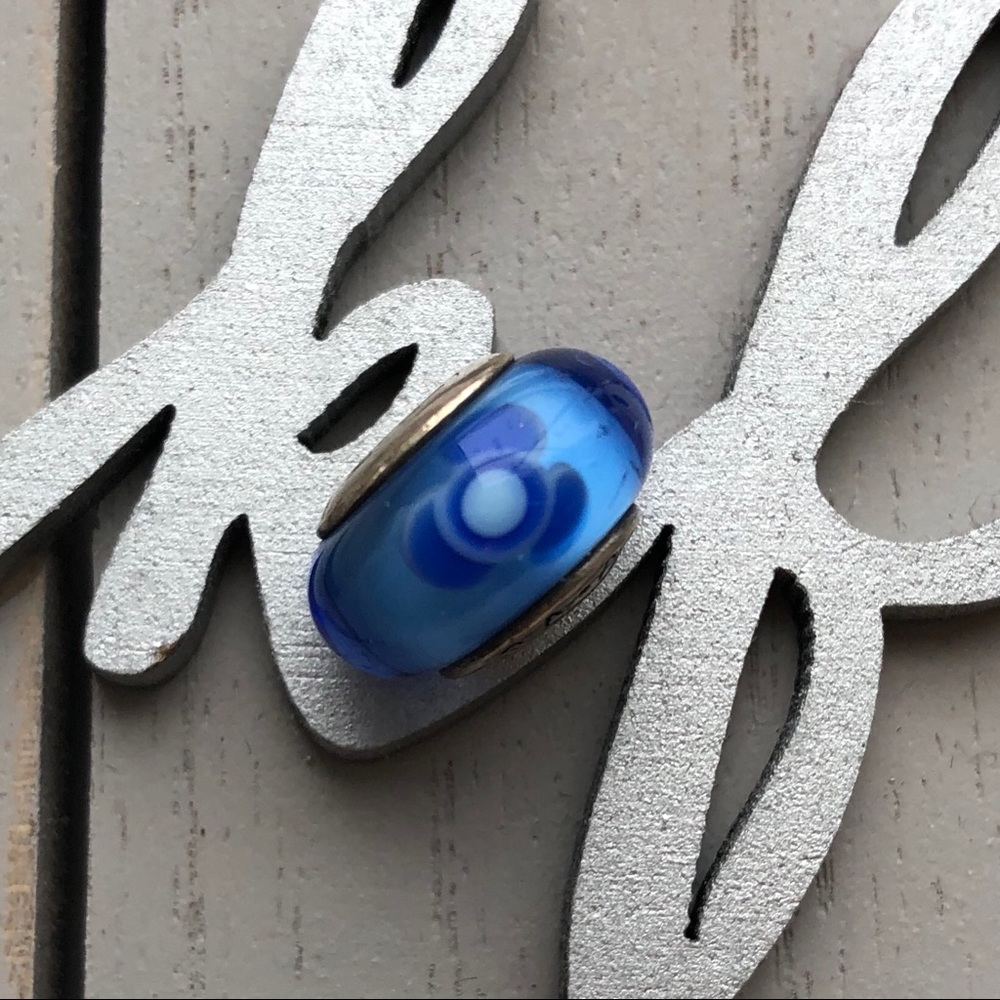 Authentic Pandora Charm - Picture 4 of 5